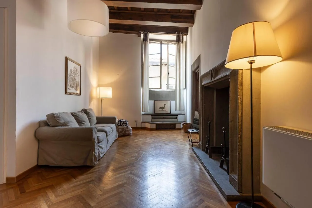 Ponte Vecchio Prestige Apartment Florence