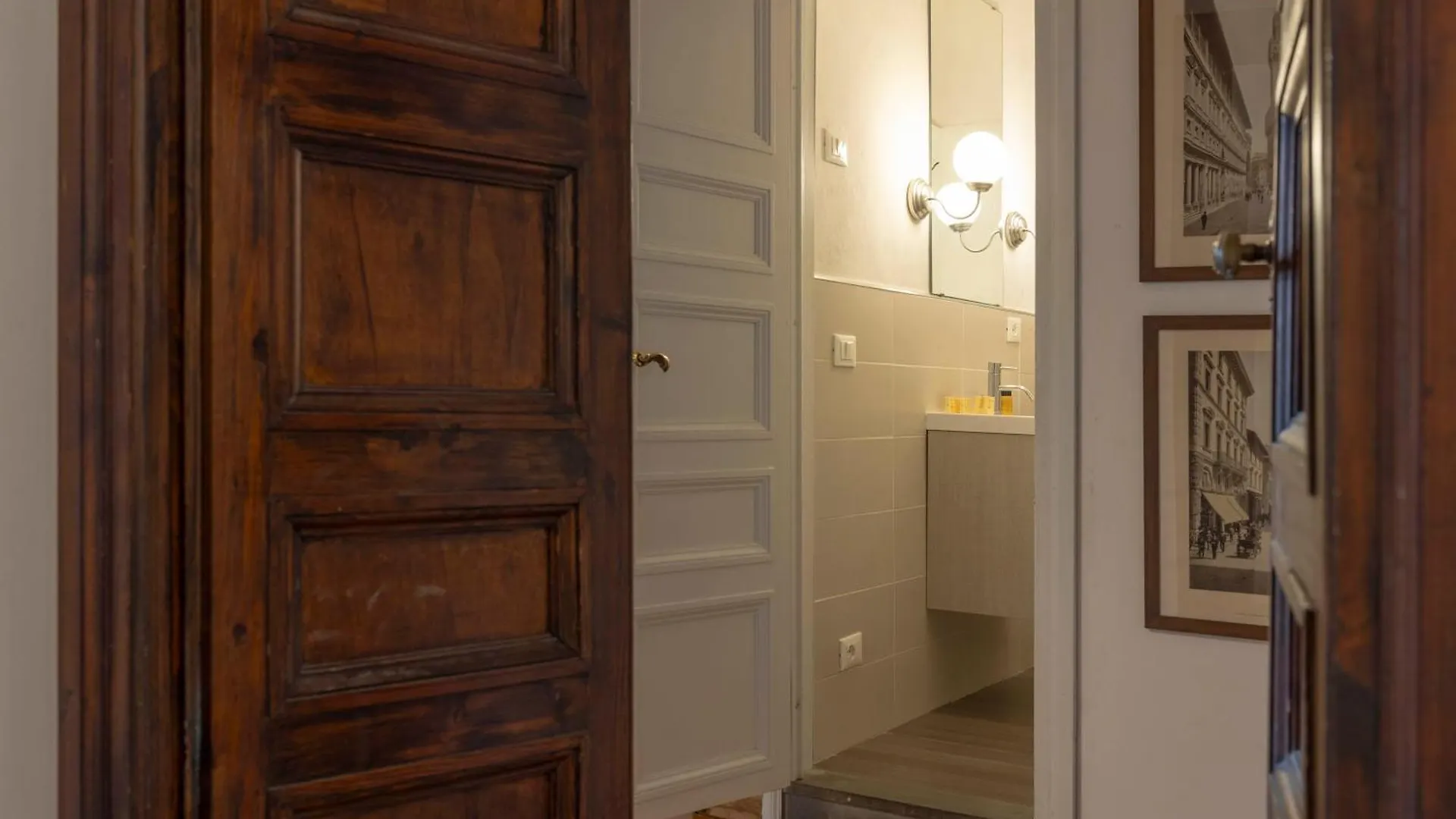 Ponte Vecchio Prestige Apartment Florence